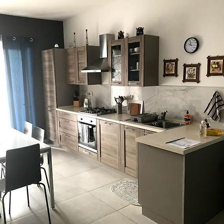 Luqa Apartment - 5 Mins From Airport Екстер'єр фото