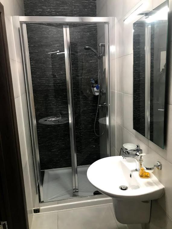 Luqa Apartment - 5 Mins From Airport Екстер'єр фото