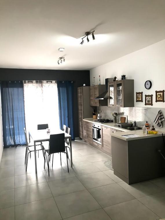 Luqa Apartment - 5 Mins From Airport Екстер'єр фото